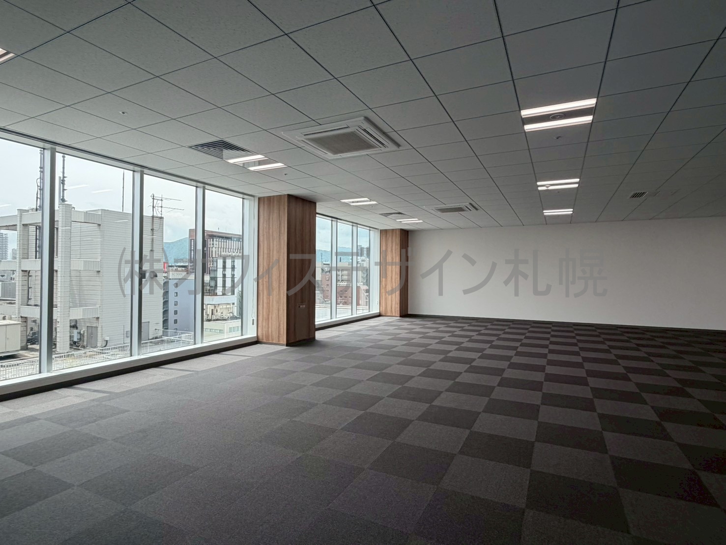 札幌2２スクエア
